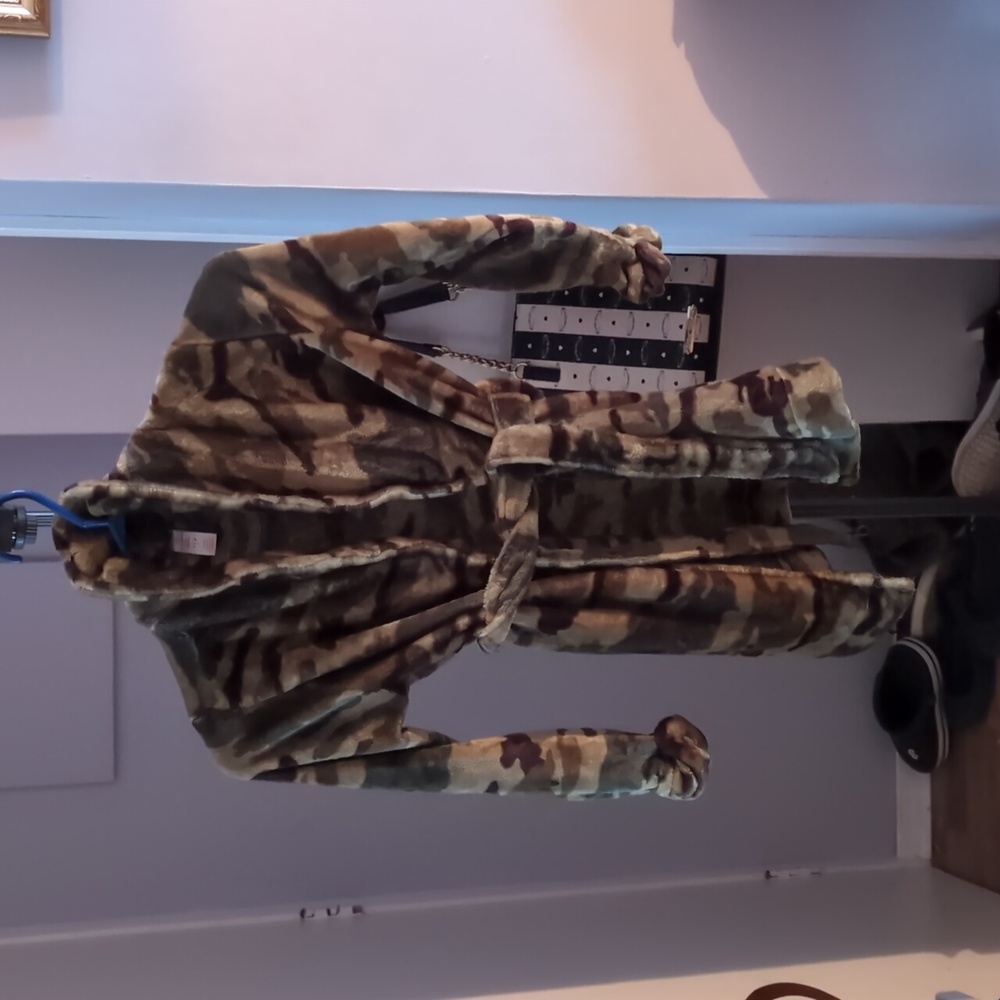 Joe fresh kids army bathrobe
